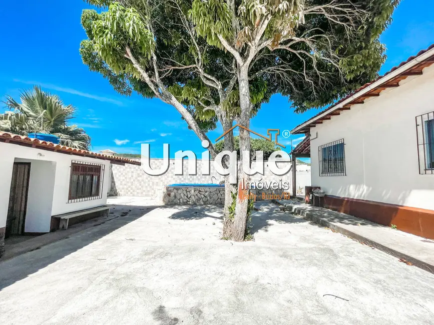 Foto 3 de Casa com 5 quartos à venda, 115m2 em Peró, Cabo Frio - RJ