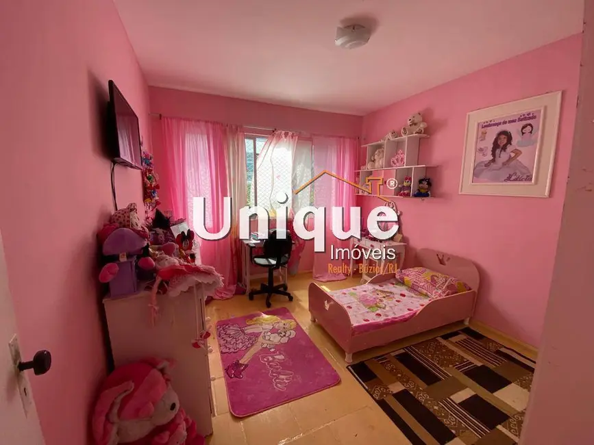 Cobertura com 3 quartos à venda, 210m2 em Vila Nova, Cabo Frio - RJ - imagem 4 Foto 4 de Cobertura com 3 quartos à venda, 210m2 em Vila Nova, Cabo Frio - RJ