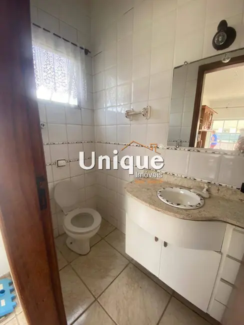 Cobertura com 4 quartos à venda, 200m2 em Vila Nova, Cabo Frio - RJ - imagem 9 Foto 9 de Cobertura com 4 quartos à venda, 200m2 em Vila Nova, Cabo Frio - RJ