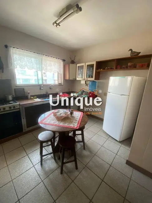 Cobertura com 4 quartos à venda, 200m2 em Vila Nova, Cabo Frio - RJ - imagem 8 Foto 8 de Cobertura com 4 quartos à venda, 200m2 em Vila Nova, Cabo Frio - RJ