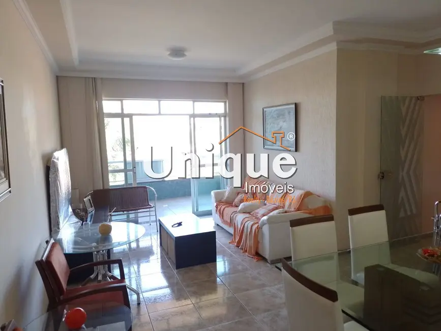 Apartamento com 3 quartos à venda, 110m2 em Centro, Cabo Frio - RJ - imagem 3 Foto 3 de Apartamento com 3 quartos à venda, 110m2 em Centro, Cabo Frio - RJ