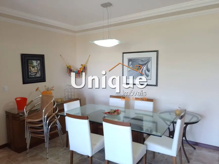 Apartamento com 3 quartos à venda, 110m2 em Centro, Cabo Frio - RJ - imagem 5 Foto 5 de Apartamento com 3 quartos à venda, 110m2 em Centro, Cabo Frio - RJ