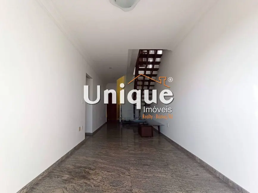 Cobertura com 4 quartos à venda, 226m2 em Vila Nova, Cabo Frio - RJ - imagem 4 Foto 4 de Cobertura com 4 quartos à venda, 226m2 em Vila Nova, Cabo Frio - RJ