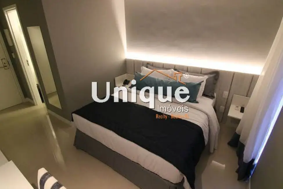 Foto 2 de Apartamento com 1 quarto à venda, 25m2 em São Bento, Cabo Frio - RJ