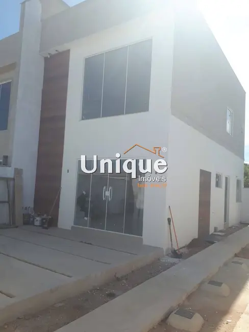 Foto 2 de Casa com 2 quartos à venda, 79m2 em Peró, Cabo Frio - RJ