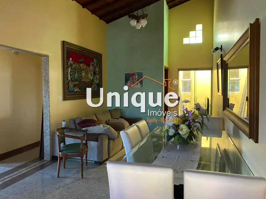 Foto 2 de Apartamento com 4 quartos à venda, 185m2 em Passagem, Cabo Frio - RJ