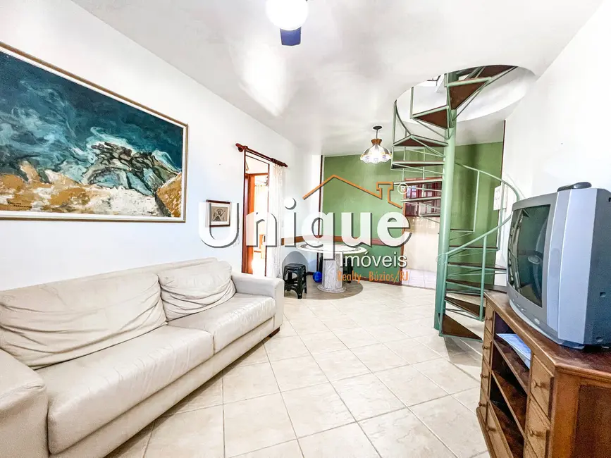 Cobertura com 3 quartos à venda, 145m2 em Centro, Cabo Frio - RJ - imagem 3 Foto 3 de Cobertura com 3 quartos à venda, 145m2 em Centro, Cabo Frio - RJ