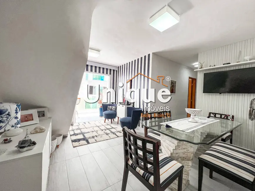Foto 2 de Cobertura com 3 quartos à venda, 190m2 em Centro, Cabo Frio - RJ