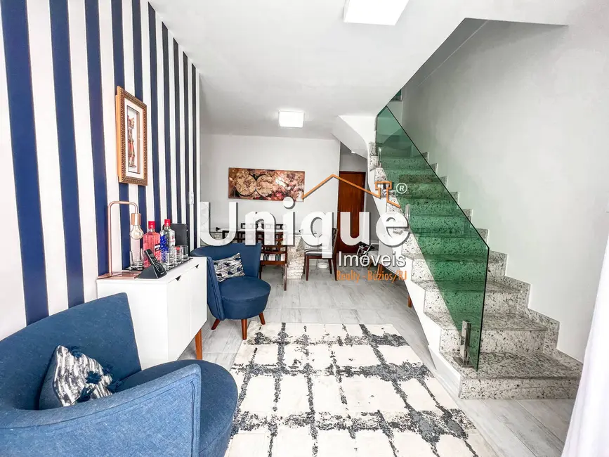 Cobertura com 3 quartos à venda, 190m2 em Centro, Cabo Frio - RJ - imagem 4 Foto 4 de Cobertura com 3 quartos à venda, 190m2 em Centro, Cabo Frio - RJ