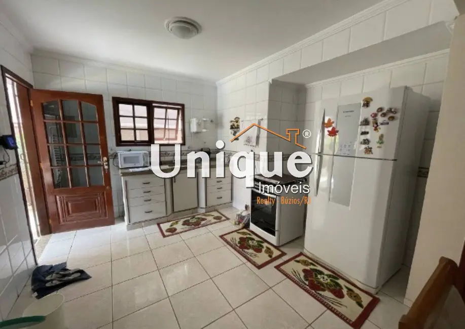 Casa com 4 quartos à venda, 432m2 em Bela Vista, Sao Pedro Da Aldeia - RJ - imagem 4 Foto 4 de Casa com 4 quartos à venda, 432m2 em Bela Vista, Sao Pedro Da Aldeia - RJ