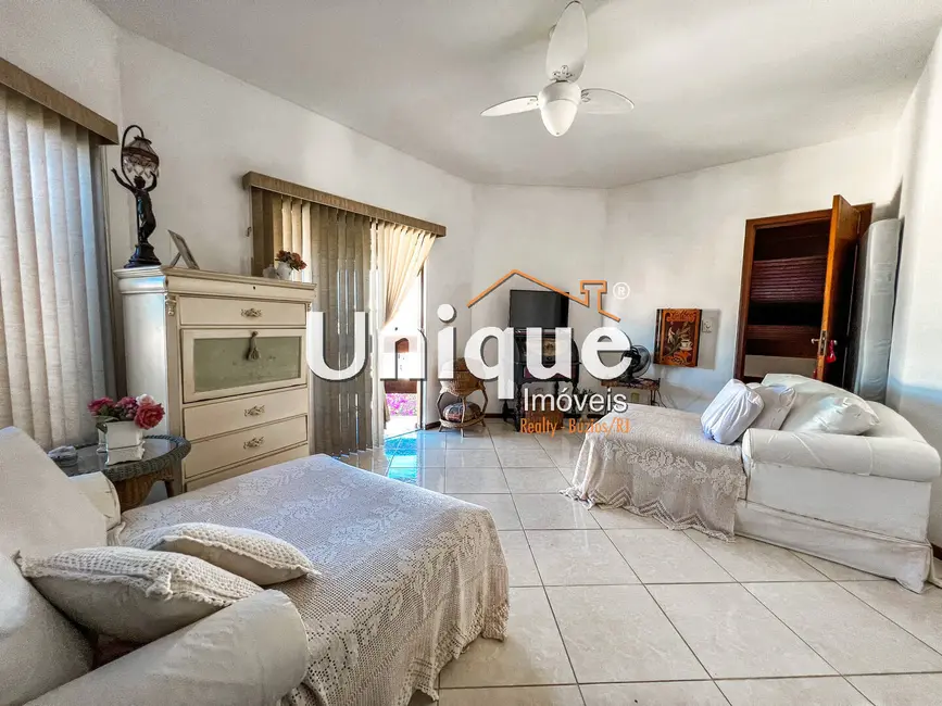 Foto 9 de Casa com 4 quartos à venda, 190m2 em Peró, Cabo Frio - RJ