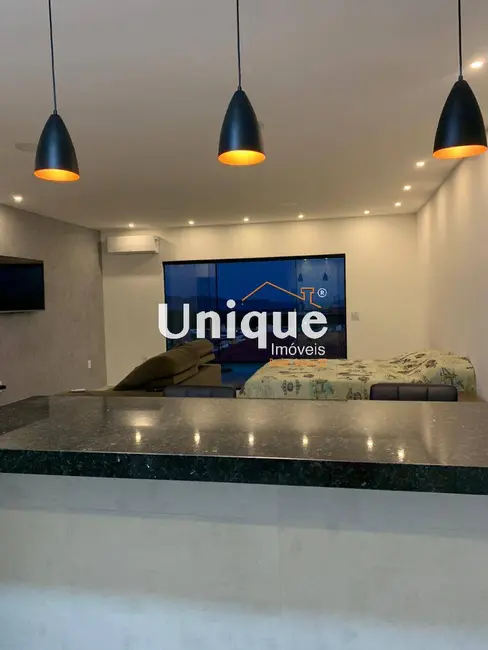 Casa de Condomínio com 3 quartos à venda, 300m2 em Peró, Cabo Frio - RJ - imagem 5 Foto 5 de Casa de Condomínio com 3 quartos à venda, 300m2 em Peró, Cabo Frio - RJ