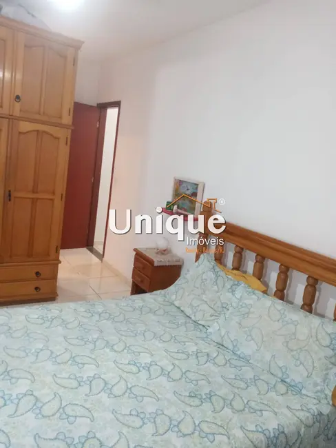 Foto 9 de Apartamento com 2 quartos à venda, 88m2 em Vinhateiro, Sao Pedro Da Aldeia - RJ