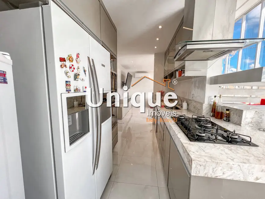 Foto 2 de Casa com 3 quartos à venda, 211m2 em Nova São Pedro, Sao Pedro Da Aldeia - RJ