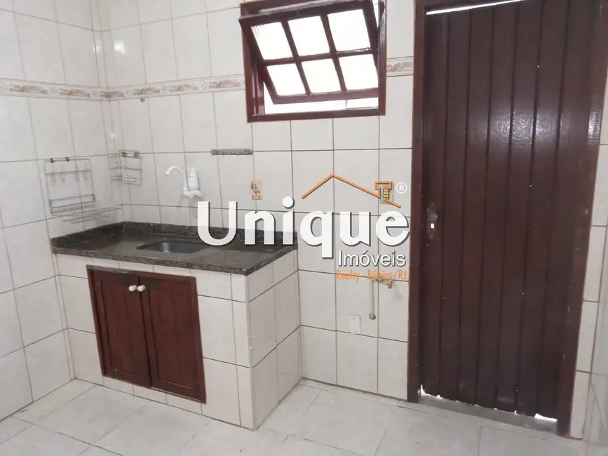 Foto 8 de Casa com 2 quartos à venda, 90m2 em Praia do Siqueira, Cabo Frio - RJ