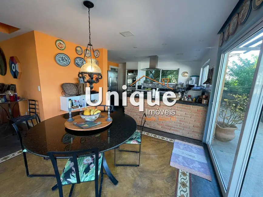 Casa com 5 quartos à venda, 700m2 em Peró, Cabo Frio - RJ - imagem 8 Foto 8 de Casa com 5 quartos à venda, 700m2 em Peró, Cabo Frio - RJ