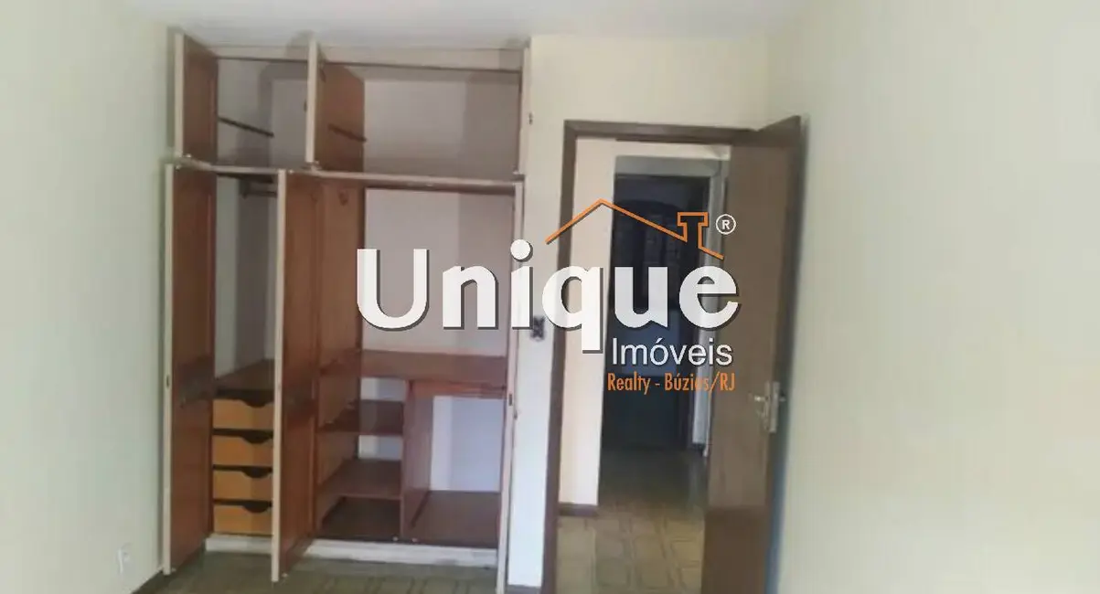 Foto 8 de Casa com 3 quartos à venda, 180m2 em Parque Burle, Cabo Frio - RJ