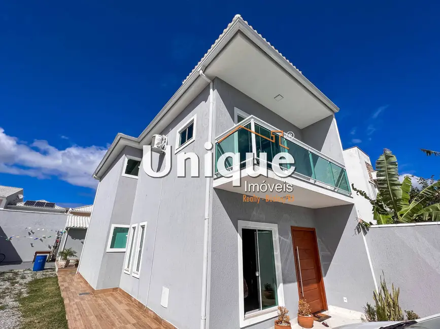 Foto 2 de Casa com 3 quartos à venda, 180m2 em Nova São Pedro, Sao Pedro Da Aldeia - RJ