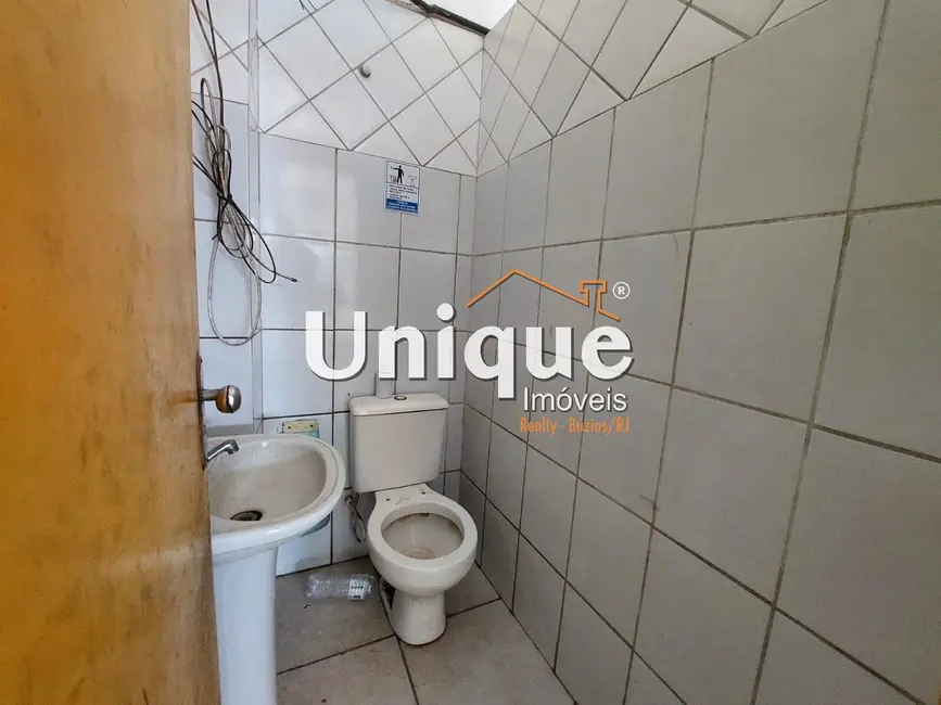 Casa com 3 quartos à venda, 700m2 em Porto da Aldeia, Sao Pedro Da Aldeia - RJ - imagem 5 Foto 5 de Casa com 3 quartos à venda, 700m2 em Porto da Aldeia, Sao Pedro Da Aldeia - RJ