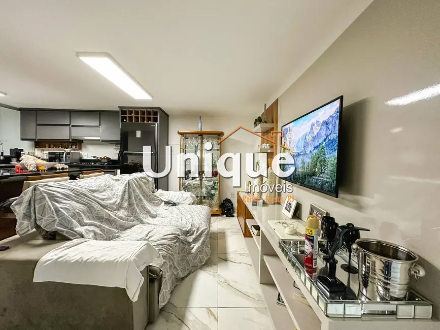 Loja à venda, 110m2 em Algodoal, Cabo Frio - RJ - imagem 7 Foto 7 de Loja à venda, 110m2 em Algodoal, Cabo Frio - RJ