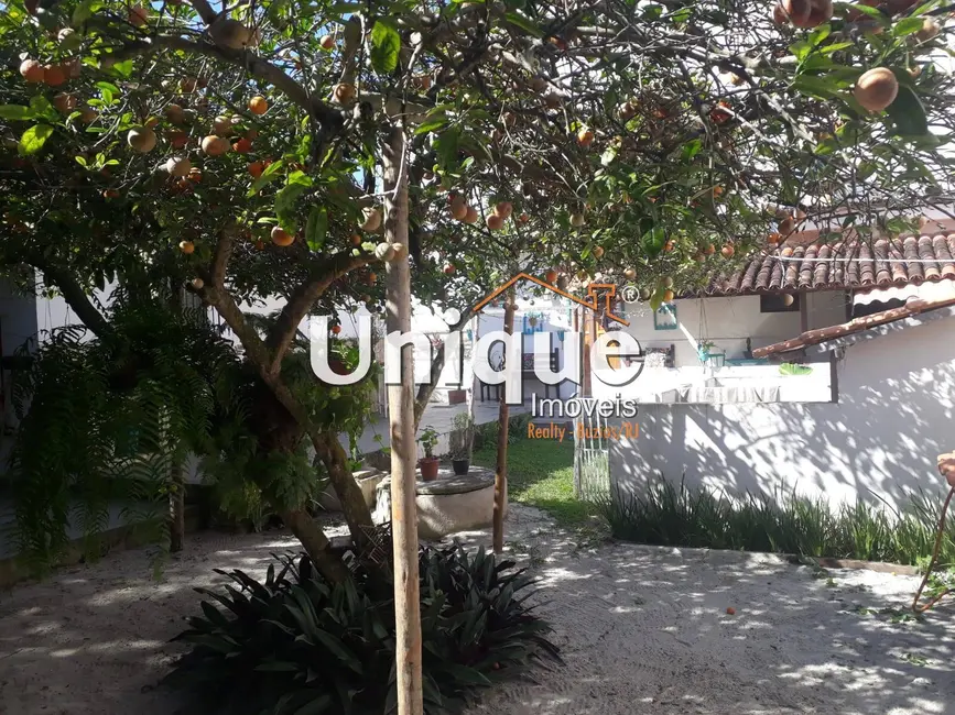 Foto 8 de Casa com 3 quartos à venda, 950m2 em Peró, Cabo Frio - RJ