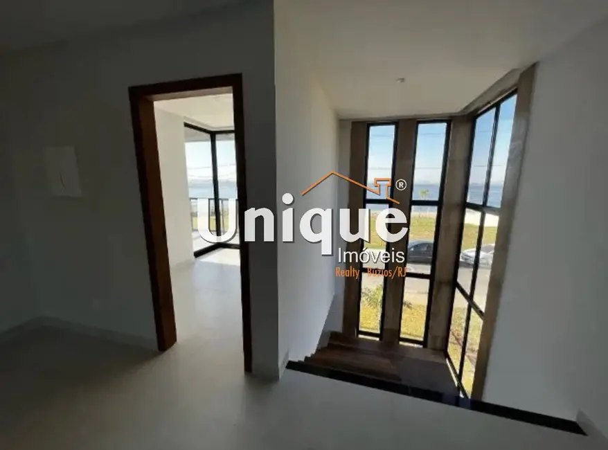Casa com 4 quartos à venda, 325m2 em Nova São Pedro, Sao Pedro Da Aldeia - RJ - imagem 9 Foto 9 de Casa com 4 quartos à venda, 325m2 em Nova São Pedro, Sao Pedro Da Aldeia - RJ
