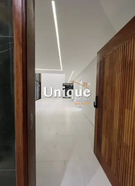 Casa com 4 quartos à venda, 325m2 em Nova São Pedro, Sao Pedro Da Aldeia - RJ - imagem 6 Foto 6 de Casa com 4 quartos à venda, 325m2 em Nova São Pedro, Sao Pedro Da Aldeia - RJ