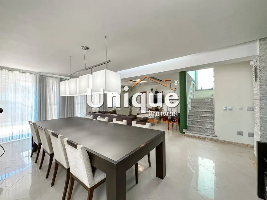 Casa com 5 quartos à venda, 400m2 em Cabo Frio - RJ - imagem 5 Foto 5 de Casa com 5 quartos à venda, 400m2 em Cabo Frio - RJ