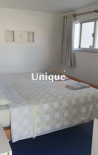 Foto 3 de Casa com 6 quartos à venda, 450m2 em Portinho, Cabo Frio - RJ