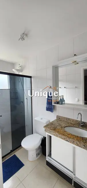 Foto 4 de Apartamento com 2 quartos à venda, 65m2 em Centro, Sao Pedro Da Aldeia - RJ