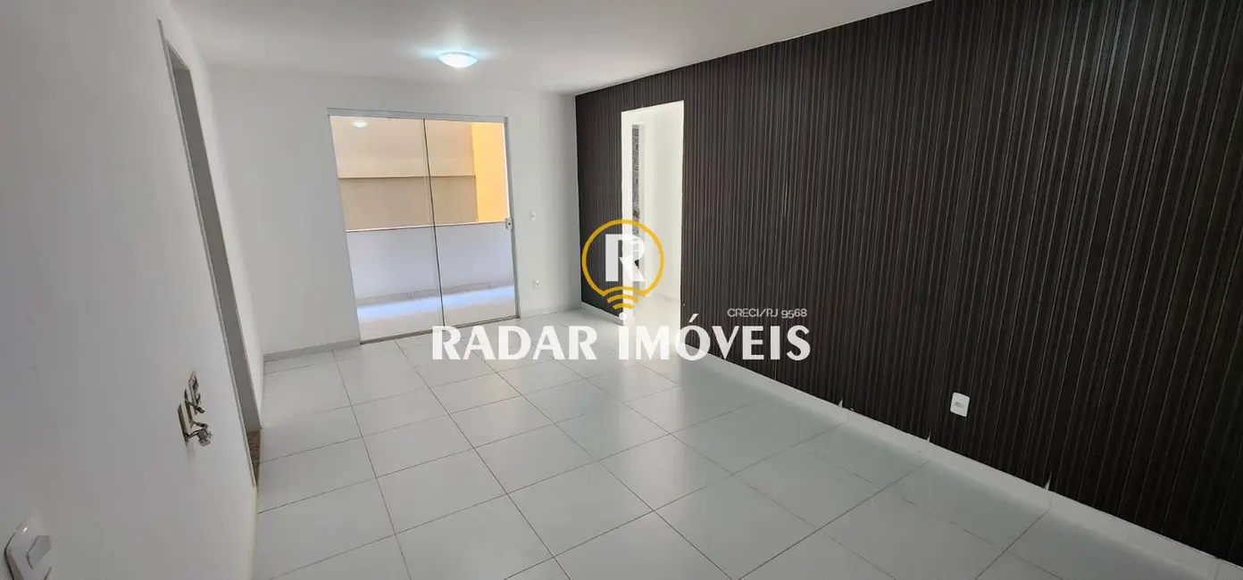 Foto 2 de Apartamento com 2 quartos à venda, 65m2 em Centro, Sao Pedro Da Aldeia - RJ