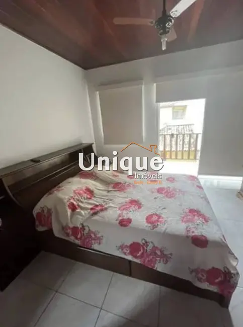 Casa com 2 quartos à venda em Peró, Cabo Frio - RJ - imagem 6 Foto 6 de Casa com 2 quartos à venda em Peró, Cabo Frio - RJ