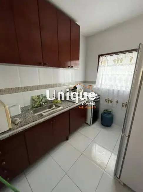 Casa com 2 quartos à venda em Peró, Cabo Frio - RJ - imagem 4 Foto 4 de Casa com 2 quartos à venda em Peró, Cabo Frio - RJ