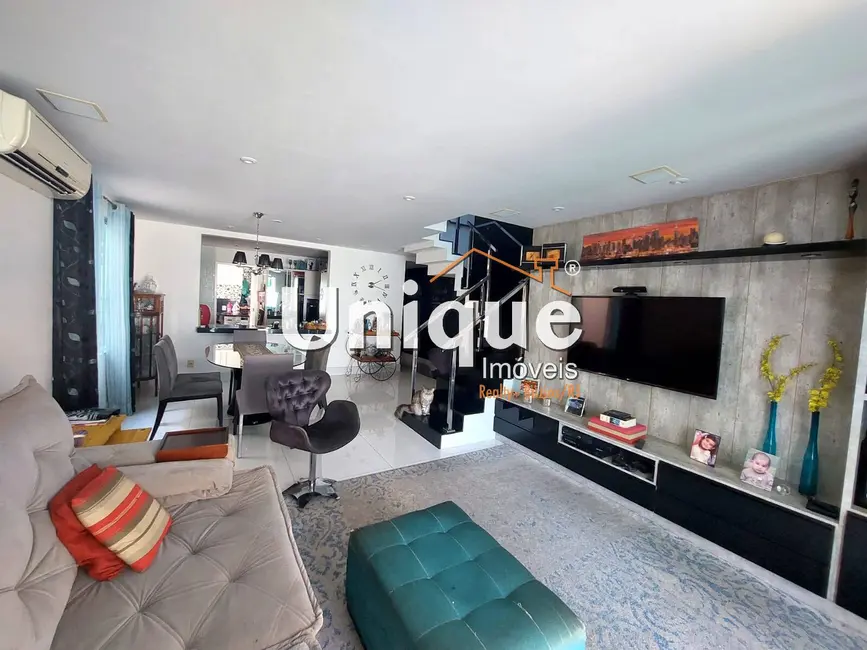 Foto 4 de Casa com 3 quartos à venda, 168m2 em Portinho, Cabo Frio - RJ