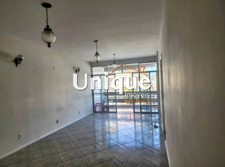 Foto 3 de Apartamento com 4 quartos à venda, 140m2 em Centro, Cabo Frio - RJ