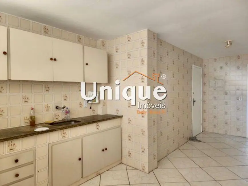 Foto 5 de Apartamento com 4 quartos à venda, 140m2 em Centro, Cabo Frio - RJ