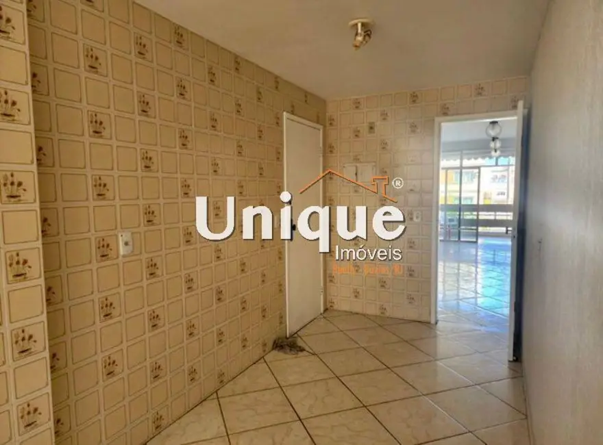 Foto 6 de Apartamento com 4 quartos à venda, 140m2 em Centro, Cabo Frio - RJ