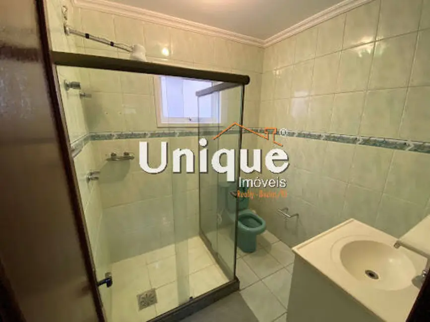 Foto 6 de Casa com 5 quartos à venda, 300m2 em Cabo Frio - RJ