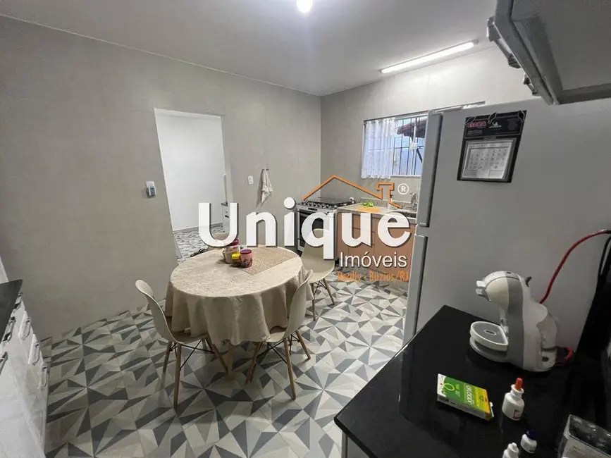 Casa com 3 quartos à venda, 375m2 em Braga, Cabo Frio - RJ - imagem 5 Foto 5 de Casa com 3 quartos à venda, 375m2 em Braga, Cabo Frio - RJ