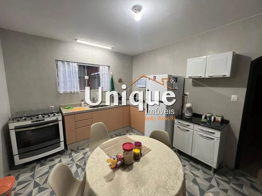 Casa com 3 quartos à venda, 375m2 em Braga, Cabo Frio - RJ - imagem 7 Foto 7 de Casa com 3 quartos à venda, 375m2 em Braga, Cabo Frio - RJ