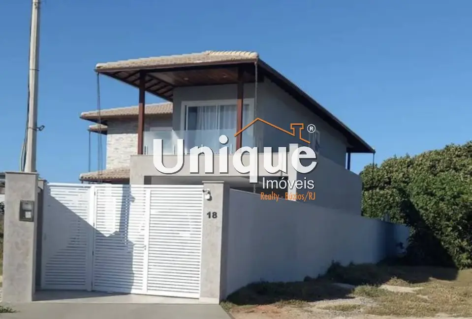 Foto 1 de Casa com 4 quartos à venda, 384m2 em Cabo Frio - RJ