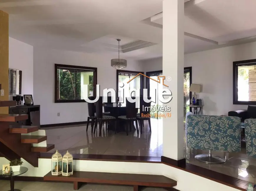Foto 3 de Casa com 4 quartos à venda, 600m2 em Praia do Siqueira, Cabo Frio - RJ