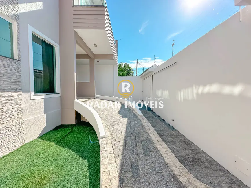 Foto 2 de Casa com 5 quartos à venda, 300m2 em Nova São Pedro, Sao Pedro Da Aldeia - RJ