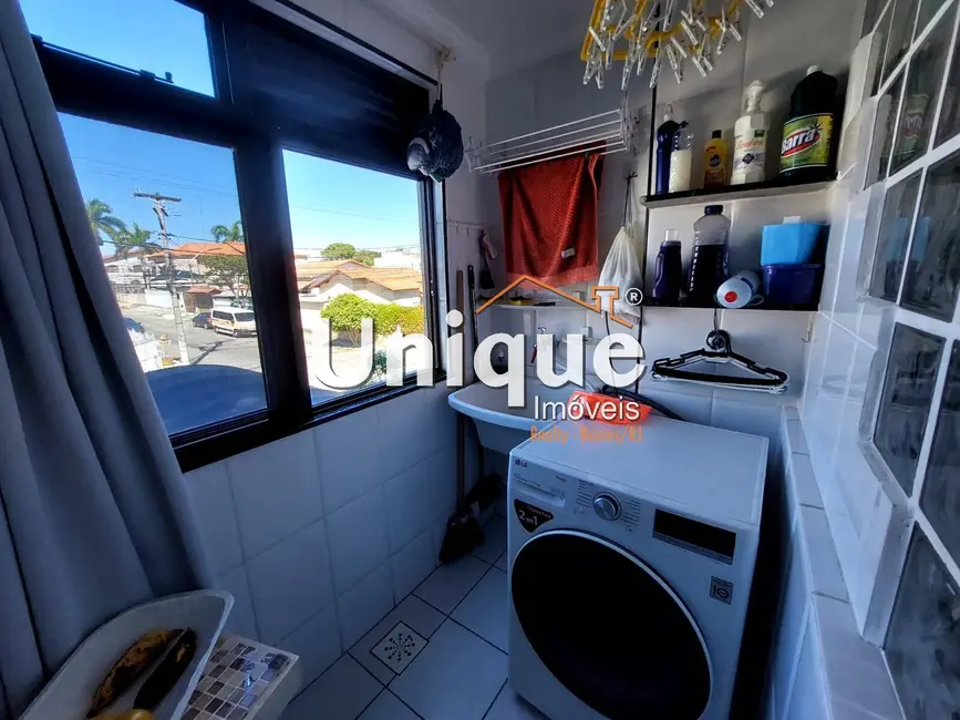 Foto 4 de Apartamento com 2 quartos à venda, 70m2 em Centro, Sao Pedro Da Aldeia - RJ