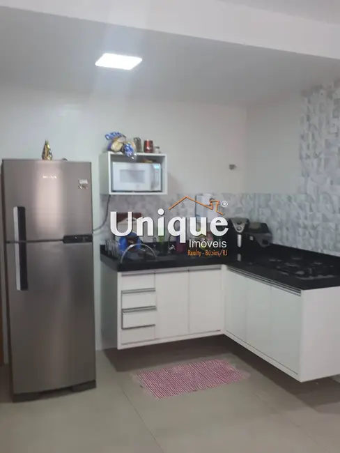 Foto 3 de Apartamento com 2 quartos à venda, 50m2 em Braga, Cabo Frio - RJ