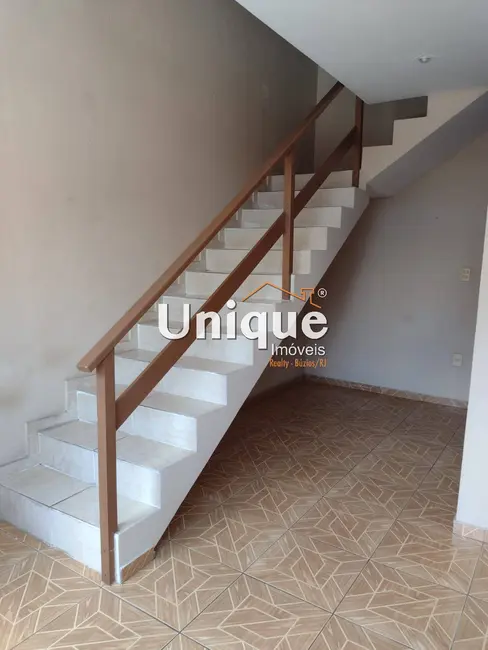 Foto 3 de Casa com 4 quartos à venda, 200m2 em Cabo Frio - RJ