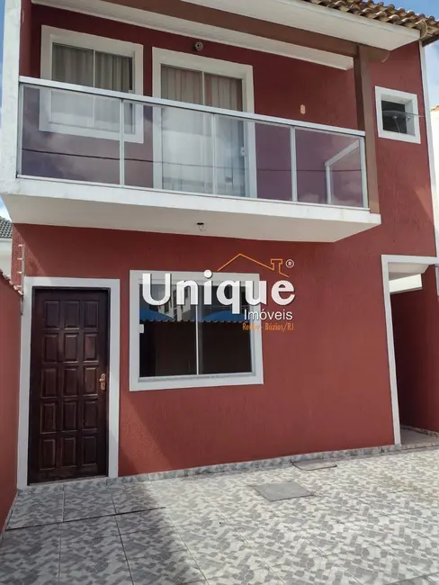 Foto 2 de Casa com 4 quartos à venda, 200m2 em Cabo Frio - RJ