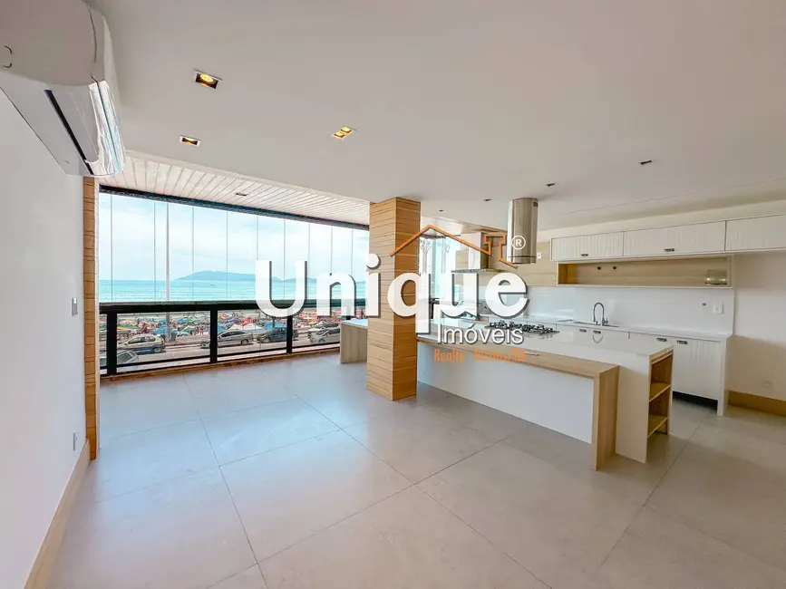 Foto 5 de Apartamento com 3 quartos à venda, 260m2 em Vila Nova, Cabo Frio - RJ