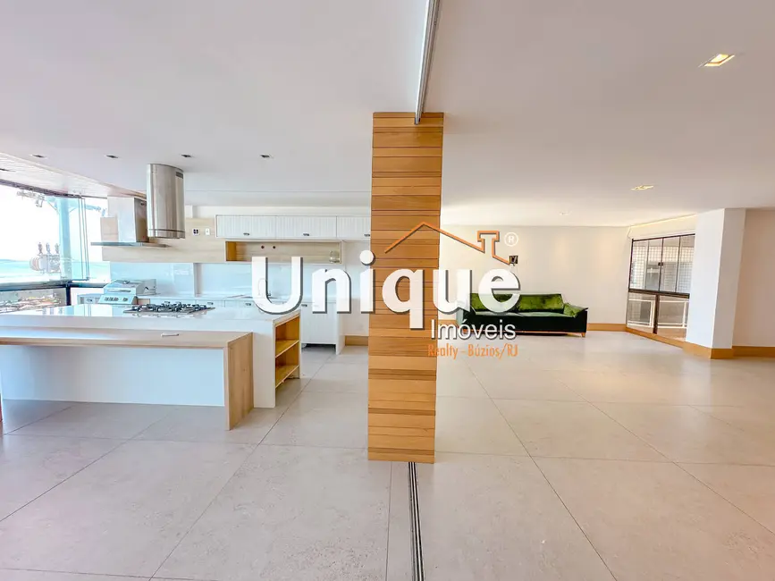 Foto 4 de Apartamento com 3 quartos à venda, 260m2 em Vila Nova, Cabo Frio - RJ