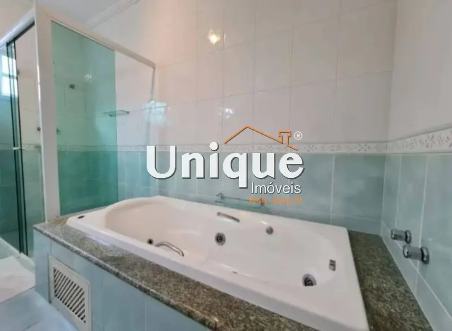 Foto 8 de Pousada com 11 quartos à venda, 650m2 em Jardim Excelsior, Cabo Frio - RJ